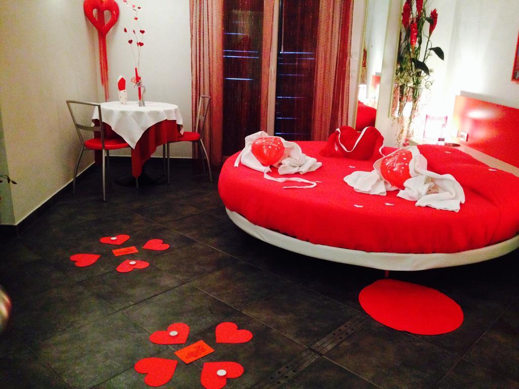 La Baia Di Ulisse Villa เวเนติโค ภายนอก รูปภาพ