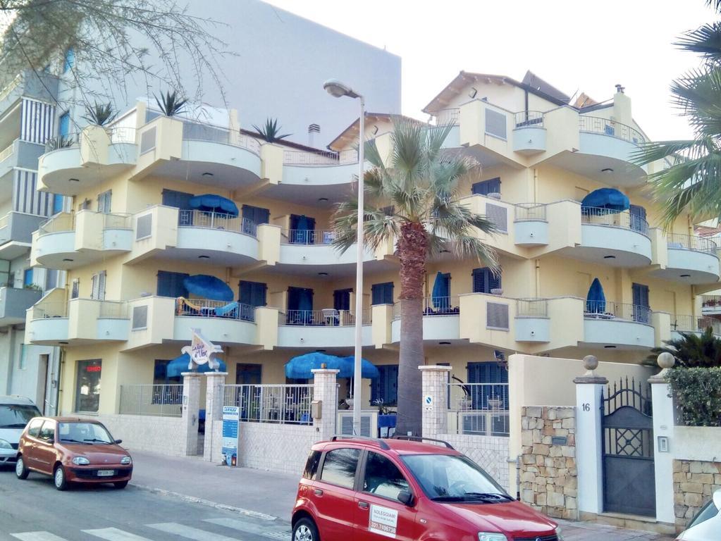 La Baia Di Ulisse Villa เวเนติโค ภายนอก รูปภาพ