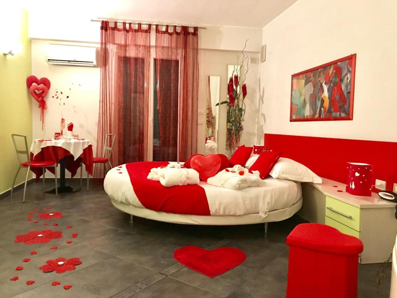 La Baia Di Ulisse Villa เวเนติโค ภายนอก รูปภาพ